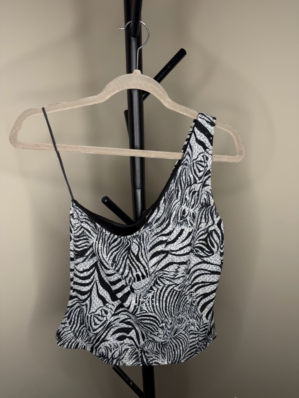 VTG Y2K Heart and Soul Zebra-Print Sequin Tank Top - Black & White (Size L)